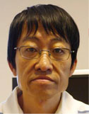 新沢基栄先生の写真